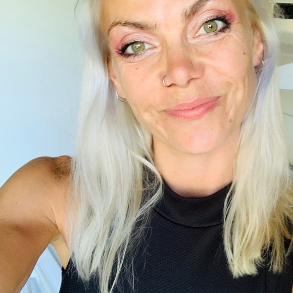 Meet your Posher, Shannon - Picture 1 of 1